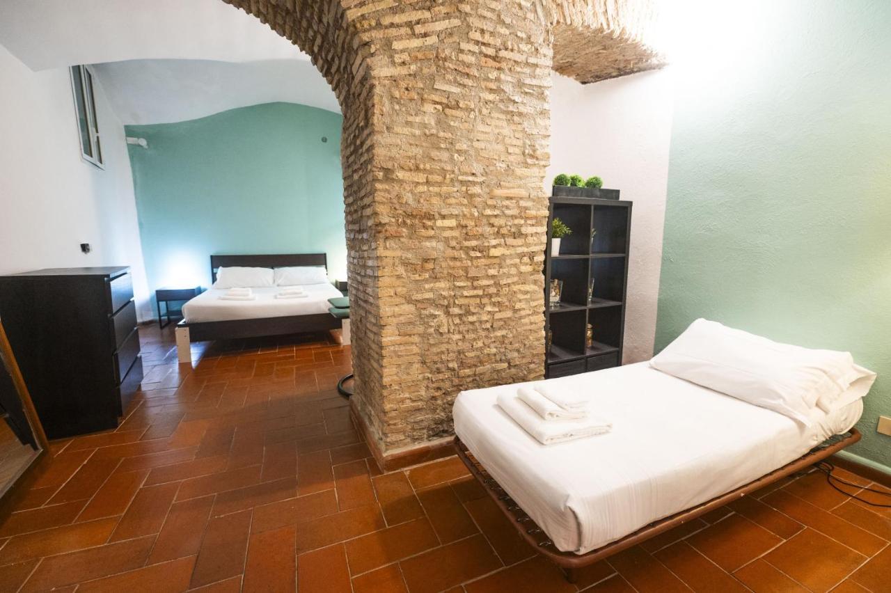Campo De Fiori Grotto Apartment Rome Exterior photo